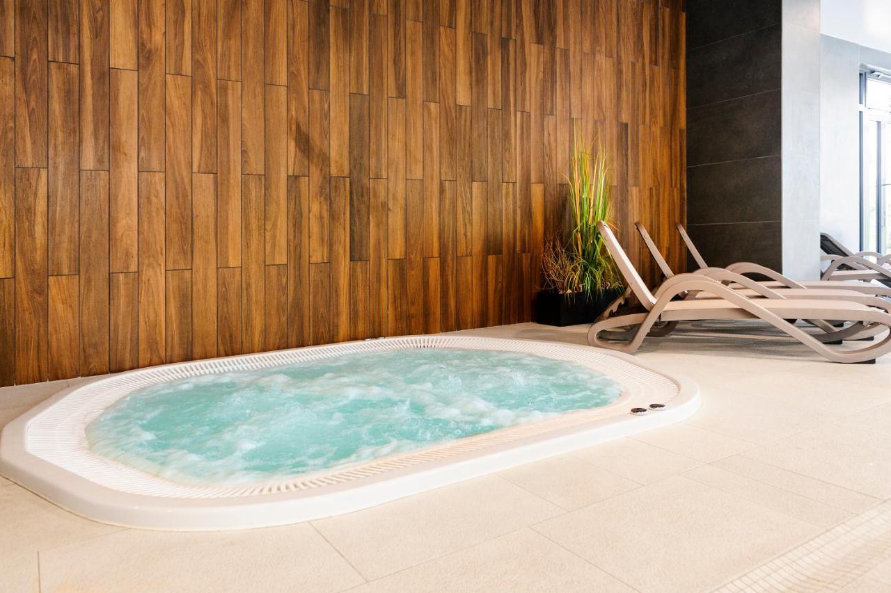 Blue Mare Tropical Polanki Park E208, 350 M Apartment *